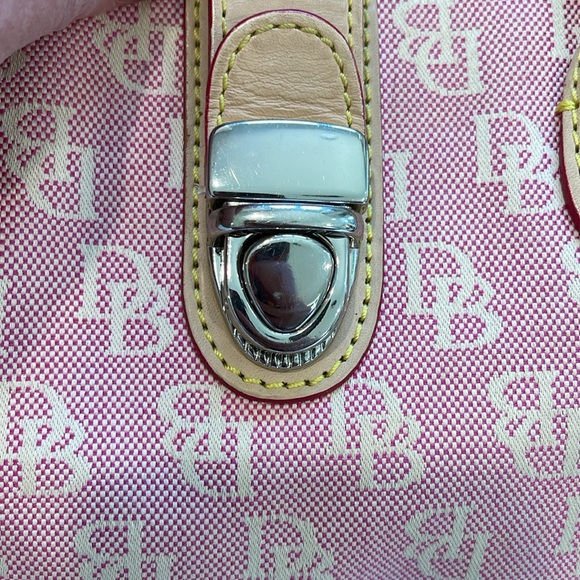 Dooney & Bourke Pink monogram Purse - Picture 2 of 11
